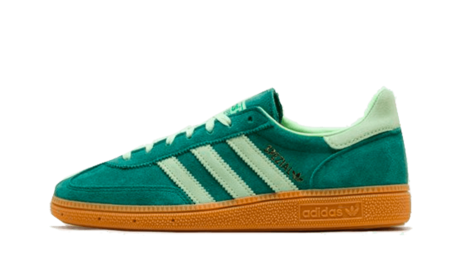Lado esquerdo das sapatilhas Adidas Handball Spezial Collegiate Green Semi Green Spark