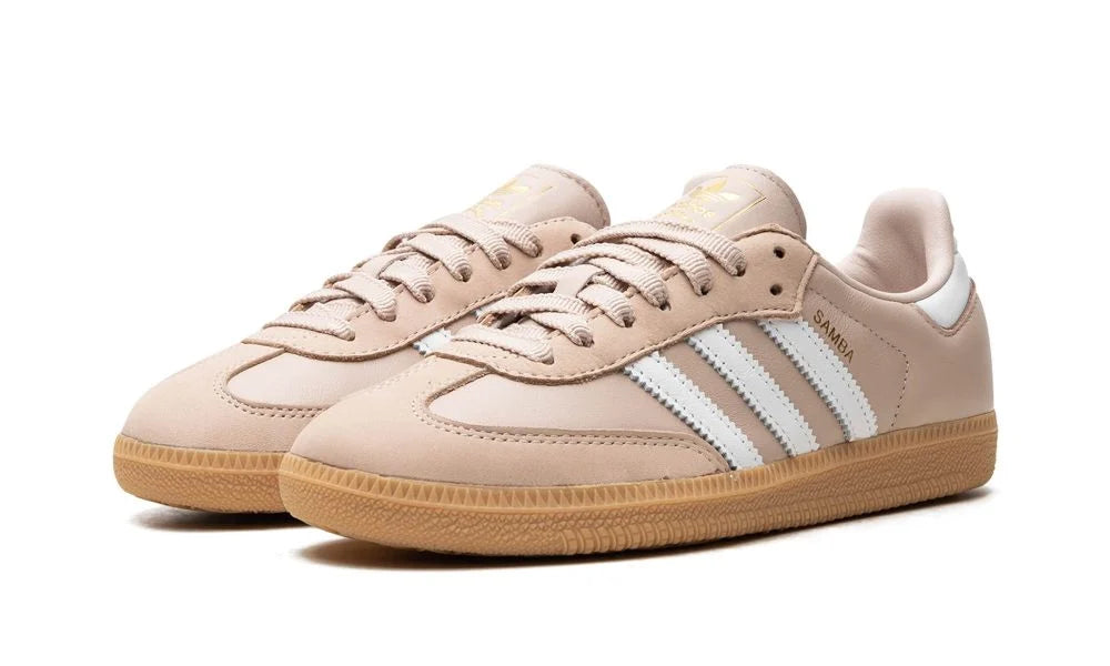 Parte da frente das sapatilhas Adidas Samba OG Wonder Taupe