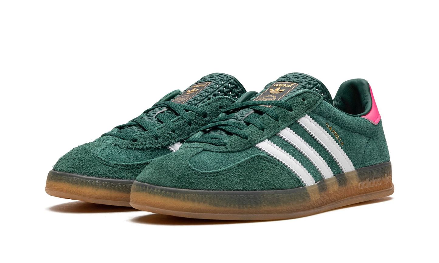 Parte da frente das sapatilhas Adidas Gazelle Indoor Collegiate Green Lucid Pink