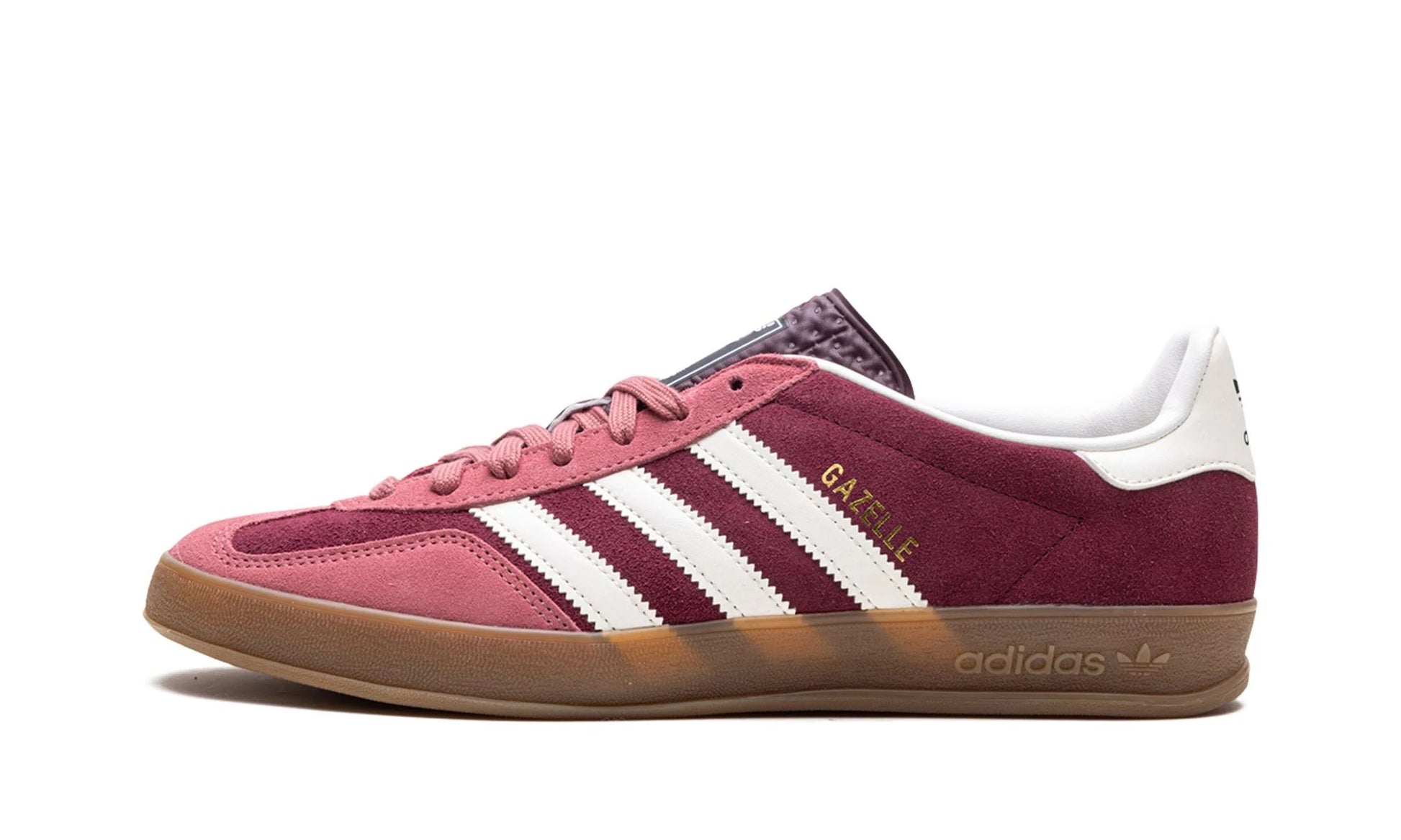 Lado esquerdo das sapatilhas Adidas Gazelle Indoor Maroon