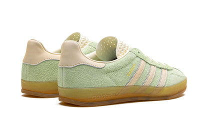 Parte de trás das sapatilhas Adidas Gazelle Indoor Semi Green Spark