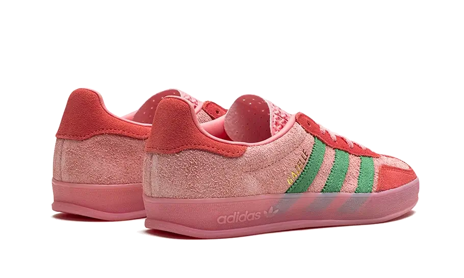 Parte de trás das sapatilhas Adidas Gazelle Indoor Semi Pink Spark Preloved Scarlet