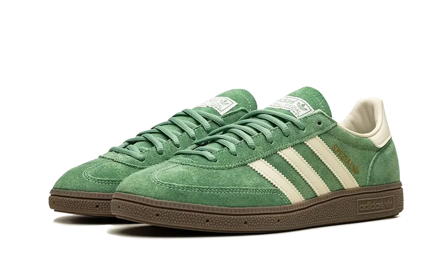 Parte da frente das sapatilhas Adidas Handball Spezial Preloved Green Cream White