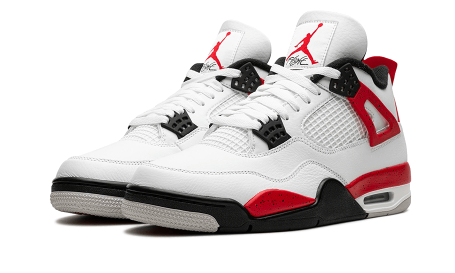 Parte da frente das sapatilhas Air Jordan 4 Retro Red Cement