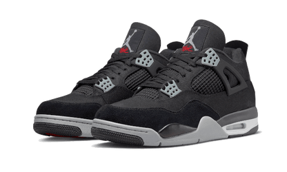 Parte da frente das sapatilhas Air Jordan 4 Retro SE Black Canvas