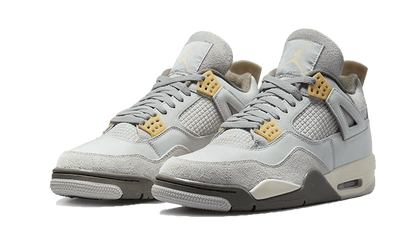 Parte da frente das sapatilhas Air Jordan 4 Retro SE Craft Photon Dust