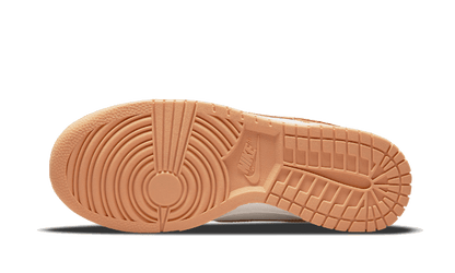 Sola das sapatilhas Nike Dunk Low Harvest Moon