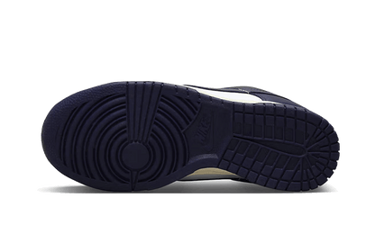Sola das sapatilhas Nike Dunk Low PRM Vintage Navy