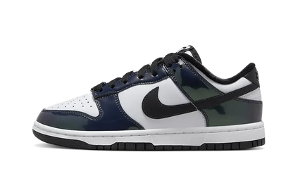Lado esquerdo das sapatilhas Nike Dunk Low SE Just Do It Iridescent