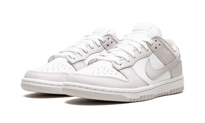 Parte da frente das sapatilhas Nike Dunk Low Venice