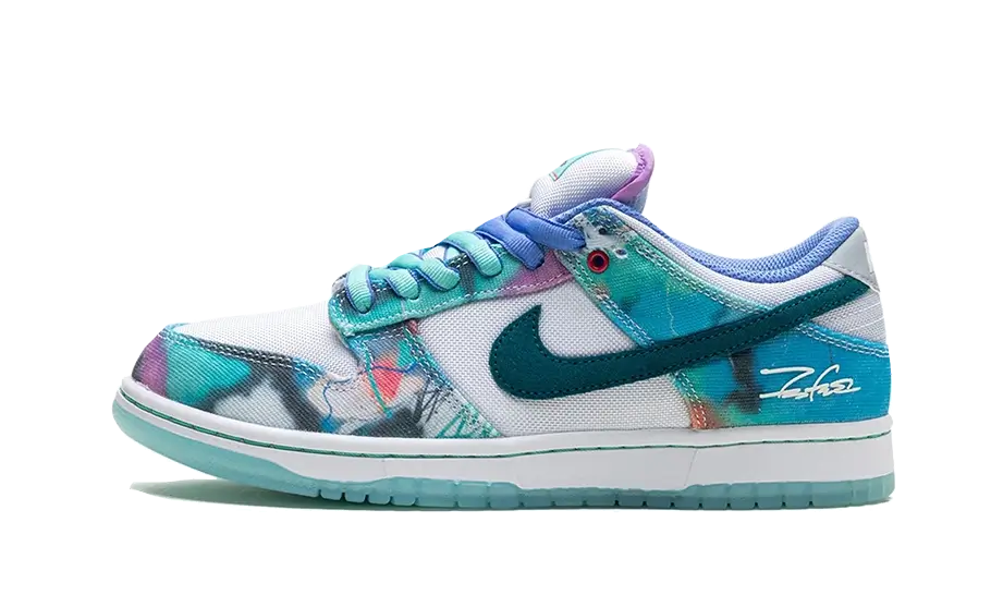 Lado esquerdo das sapatilhas Nike SB Dunk Low Futura Laboratories Bleached Aqua